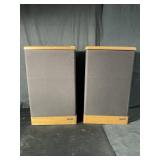 Pair of Advent speakers as is