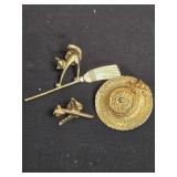 Lot of 6 collectible items