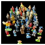 Lot of vintage cast lead figurines