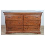 Broyhill 6-drawer dresser