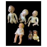 Lot of vintage dolls