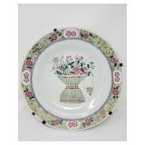 Antique Chinese Qing Dynasty style porcelain plate