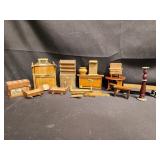 Lot of assorted wooden dollhouse furniture