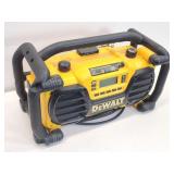 Dewalt DC012 worksite charger/radio