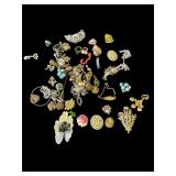 Lot of vintage costume jewelry