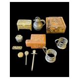 Lot of vintage items