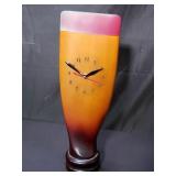 Propeller desk quartz clock