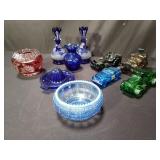 Collection of vintage glass bowl, vase, juicer,