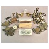 Group of miscellaneous vintage items