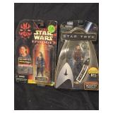 Lot of 2 collectible toys star wars and star trek