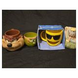 Lot of assorted collectible items