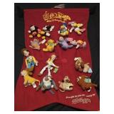 Kelloggs Walt Disney World Set Of 15 Mini Bean