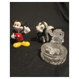 Lot of 3 Disney collectibles