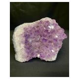 Amethyst quartz specimen