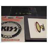 Lot of 3 collectible items