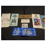 Lot of 8 assorted collectibles