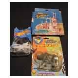 Lot of 3 collectible vintage 1993 wind up ,