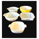 Lot of vintage mixing bowls & casserole dishes