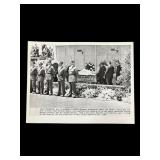 Marilyn Monroe funeral photo