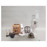 Box of miscellaneous items, Hurricane lamp, b