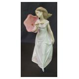 Lladro porcelain figurin