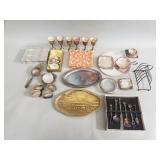 Box of silver plate pieces, napkin rings, wine