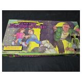 Vintage 1991 classic creepy monsters game escape