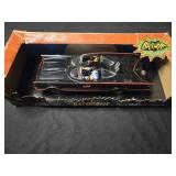 Batman Batmobile with bendable figures