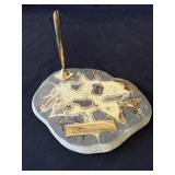 Stone pen holder