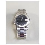 Gucci 101M quartz watch