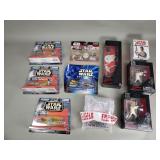 Group of "Star Wars" action figurines and Topps