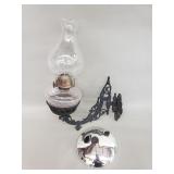 Antique rose wall oil lamp