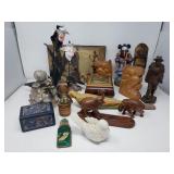 Box of miscellaneous ï¿½ composite figurines, wood