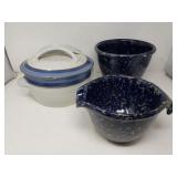 Group of lidded pottery; steamer and bowls