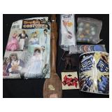 Lot of 8 assorted collectible items