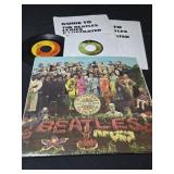 Lot of 3 the Beatles albums and 2 posters