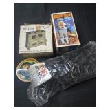 Lot of 4 collectible items