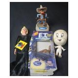 Lot of 4 figures/toys