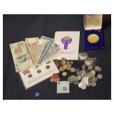 Vintage US coin and foreign currency collection