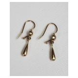 18k yellow gold teardrop earrings, marked 750