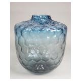 Viterra glass vase with a honeycomb pattern