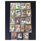 Lot of Roberto Clemente baseball cards