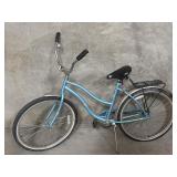Huffy cranbrook light blue cruiser bike