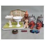 Box of miscellaneous items