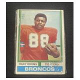 Rare 1975 Topps Football cello packs