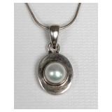 Sterling silver and pearl pendant necklace