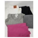 Group of girls Jeans and sweaters