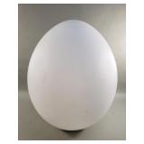 Vintage unmarked Laurel Lamp Co. sculpted egg