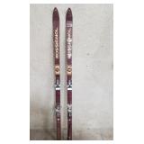Vintage Rossignol Strato skis