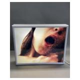 Pop box display illuminator